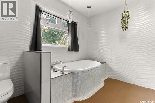 3051 Quinn Drive, Regina, SK - Indoor Photo Showing Bathroom
