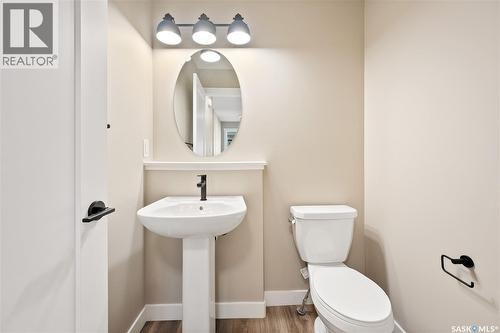 2929 Welby Way, Regina, SK - Indoor Photo Showing Bathroom