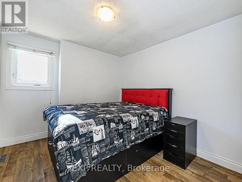 2840 Tradewind Drive, Mississauga, ON - Indoor Photo Showing Bedroom