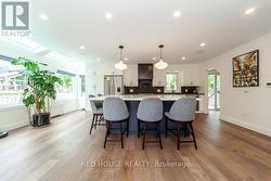 29 PINEWOOD TRAIL  Mississauga, ON L5G 2L2