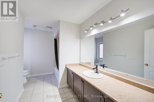 23 Viscount Way, East Gwillimbury, ON - Indoor Photo Showing Bathroom