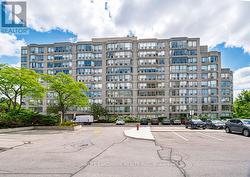712 - 175 CEDAR AVENUE  Richmond Hill, ON L4C 9V3