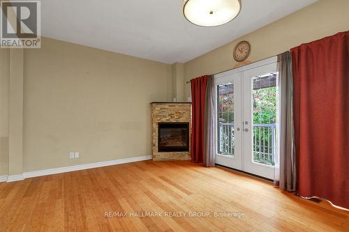 2194 Niagara Drive, Ottawa, ON - Indoor With Fireplace