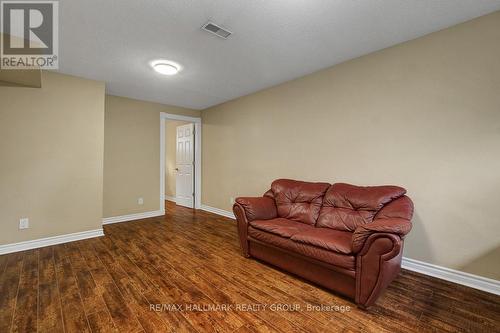 2194 Niagara Drive, Ottawa, ON - Indoor
