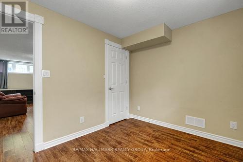 2194 Niagara Drive, Ottawa, ON - Indoor Photo Showing Other Room