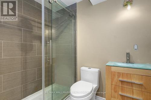 2194 Niagara Drive, Ottawa, ON - Indoor Photo Showing Bathroom