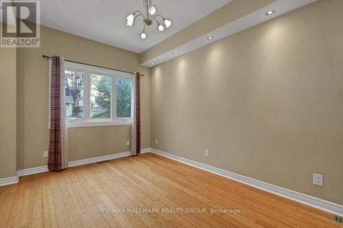 2194 Niagara Drive, Ottawa, ON - Indoor Photo Showing Other Room