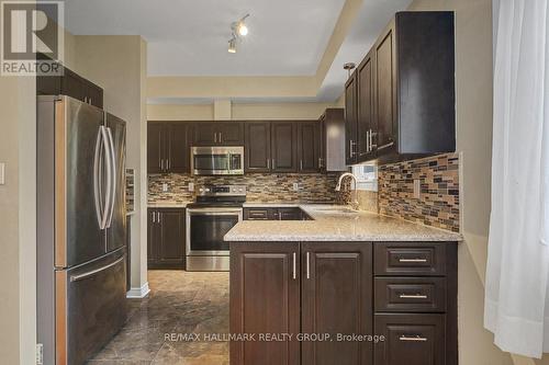 2194 Niagara Drive, Ottawa, ON - Indoor Photo Showing Kitchen With Upgraded Kitchen