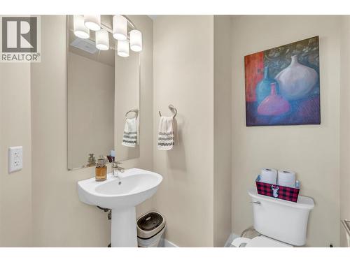 1115 Holden Road Unit# 133, Penticton, BC - Indoor Photo Showing Bathroom