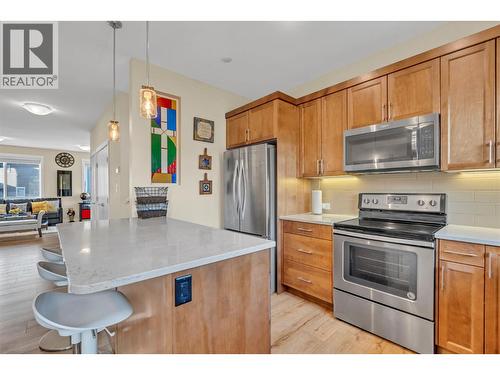 1115 Holden Road Unit# 133, Penticton, BC - Indoor Photo Showing Kitchen