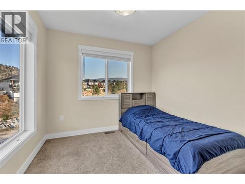 1115 Holden Road Unit# 133, Penticton, BC - Indoor Photo Showing Bedroom