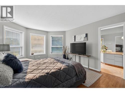 2330 Butt Road Unit# 407, West Kelowna, BC - Indoor Photo Showing Bedroom