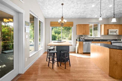 3700 Hankins Rd, Duncan, BC 