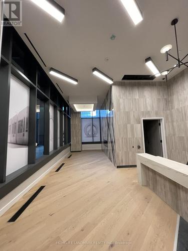 503 - 35 Parliament Street, Toronto, ON - Indoor Photo Showing Garage