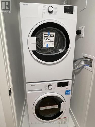 503 - 35 Parliament Street, Toronto, ON - Indoor Photo Showing Laundry Room