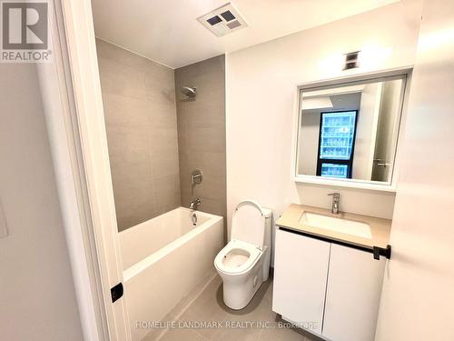 503 - 35 Parliament Street, Toronto, ON - Indoor Photo Showing Bathroom