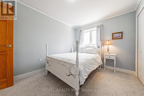 1325 3 Side Road, Milton, ON - Indoor Photo Showing Bedroom