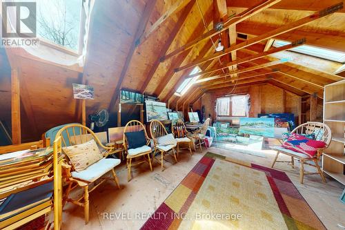 1325 3 Side Road, Milton, ON - Indoor
