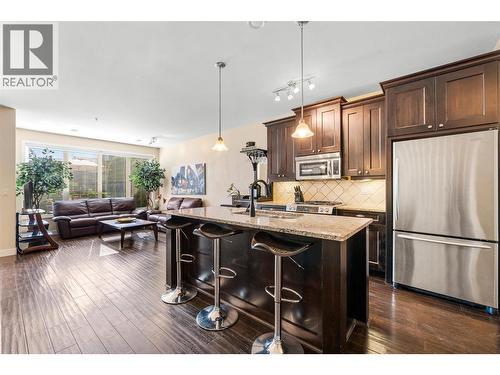 4032 Pritchard Drive N Unit# 5109, West Kelowna, BC - Indoor Photo Showing Kitchen With Upgraded Kitchen