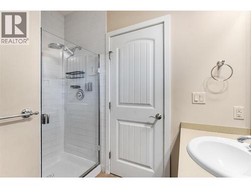4032 Pritchard Drive N Unit# 5109, West Kelowna, BC - Indoor Photo Showing Bathroom