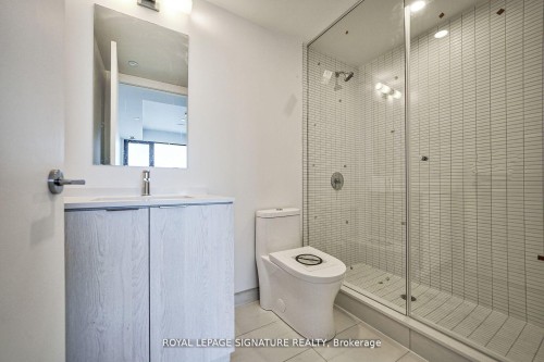 1421-1 Jarvis Street, Hamilton, ON - Indoor Photo Showing Bathroom
