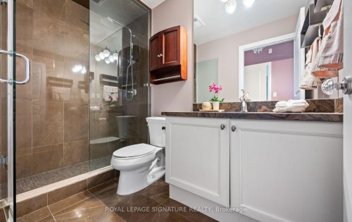 413-128 Garden Drive, Oakville, ON - Indoor Photo Showing Bathroom