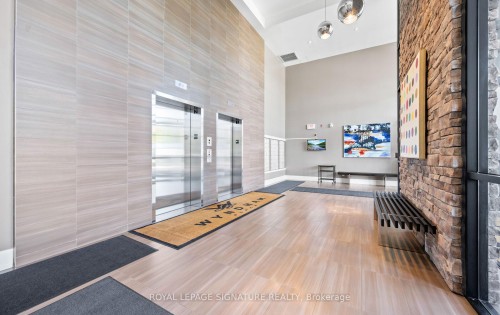 413-128 Garden Drive, Oakville, ON - Indoor Photo Showing Other Room