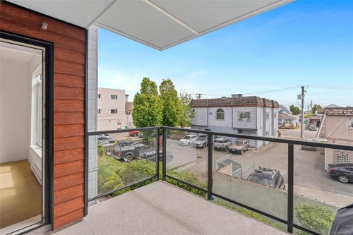 302-9775 Fourth St, Sidney, BC - Outdoor With Exterior