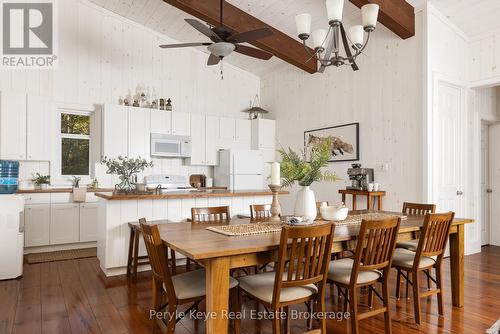 1127 Whispering Pines Trail, Bracebridge (Oakley), ON - Indoor Photo Showing Dining Room
