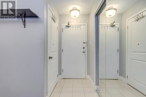 911 - 1450 Glen Abbey Gate, Oakville, ON - Indoor Photo Showing Other Room