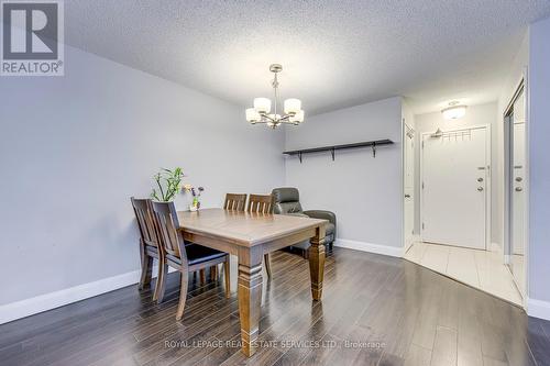 911 - 1450 Glen Abbey Gate, Oakville, ON - Indoor Photo Showing Dining Room