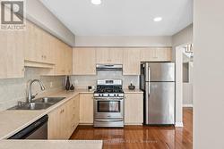 Stainless steel appliances incl. gas stove ! - 