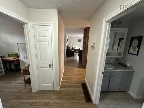 2807 Pinecrest Drive, Coldbrook, NS 