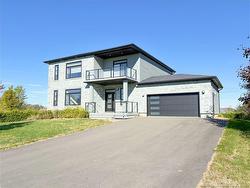44 Bicentennial DR  Woodstock, NB E7M 6A7