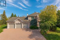 6 MARCHBROOK CIRCLE  Ottawa, ON K2W 1A1