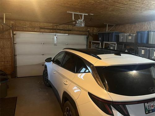 93 Eagle Way, Brandon, MB - Indoor Photo Showing Garage