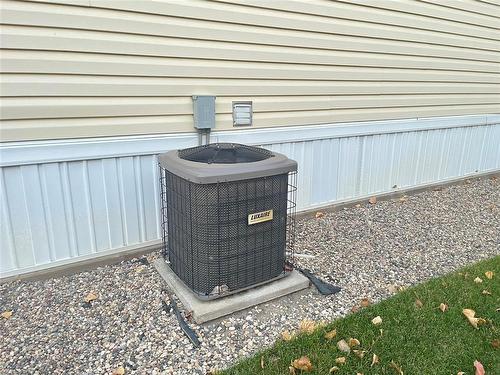 93 Eagle Way, Brandon, MB - Outdoor With Exterior