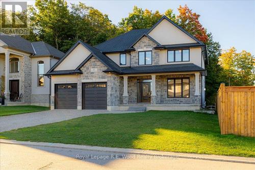 61 SUNVIEW DRIVE  Norwich (Norwich Town), ON N0J 1P0