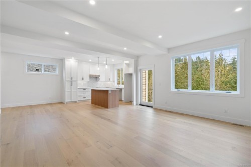 1037 Rozzano Pl, Ladysmith, BC 