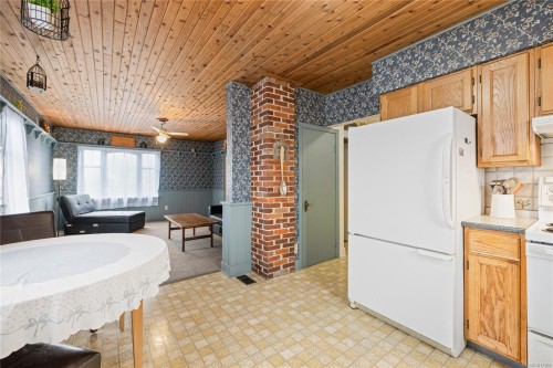 3084 11Th Ave, Port Alberni, BC 