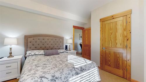 230 Boulder Creek, Cranbrook, BC - Indoor Photo Showing Bedroom