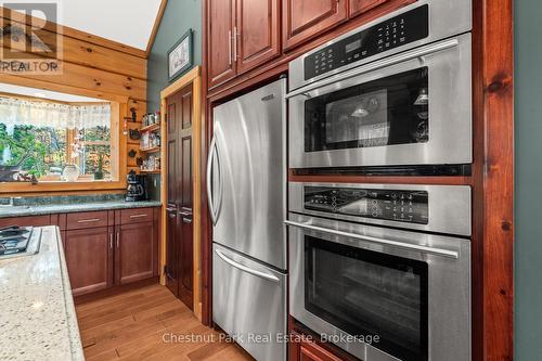 121 Poor Mans Road, Parry Sound Remote Area (Lount), ON - Indoor Photo Showing Kitchen