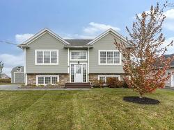 39 Ridge Avenue  Stewiacke, NS B0N 2J0