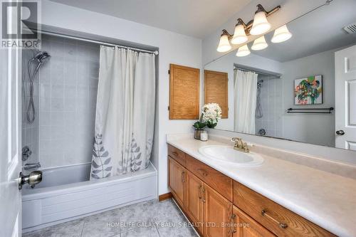 3 Cora Drive, Kitchener, ON - Indoor Photo Showing Bathroom