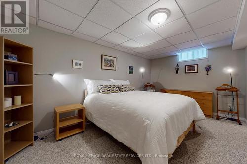 135 Mainprize Crescent, East Gwillimbury, ON - Indoor Photo Showing Bedroom