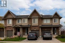 933 ZELLER CRESCENT  Kitchener, ON N2A 0C7