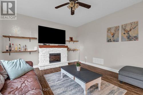 75 Chase Crescent, Cambridge, ON - Indoor Photo Showing Living Room With Fireplace
