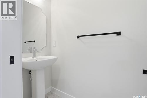 226 Leskiw Lane, Saskatoon, SK - Indoor Photo Showing Bathroom