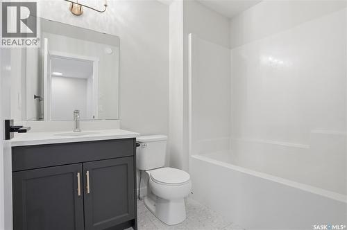 226 Leskiw Lane, Saskatoon, SK - Indoor Photo Showing Bathroom