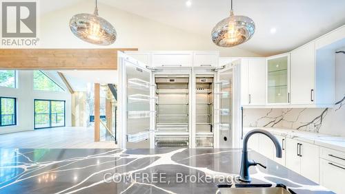 4608 Trent Trail, Severn, ON - Indoor Photo Showing Kitchen With Double Sink